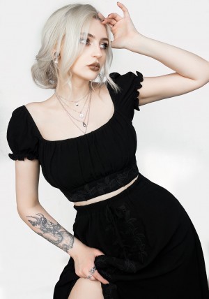 Disturbia Vine Textured Crop Top | BZ7018695