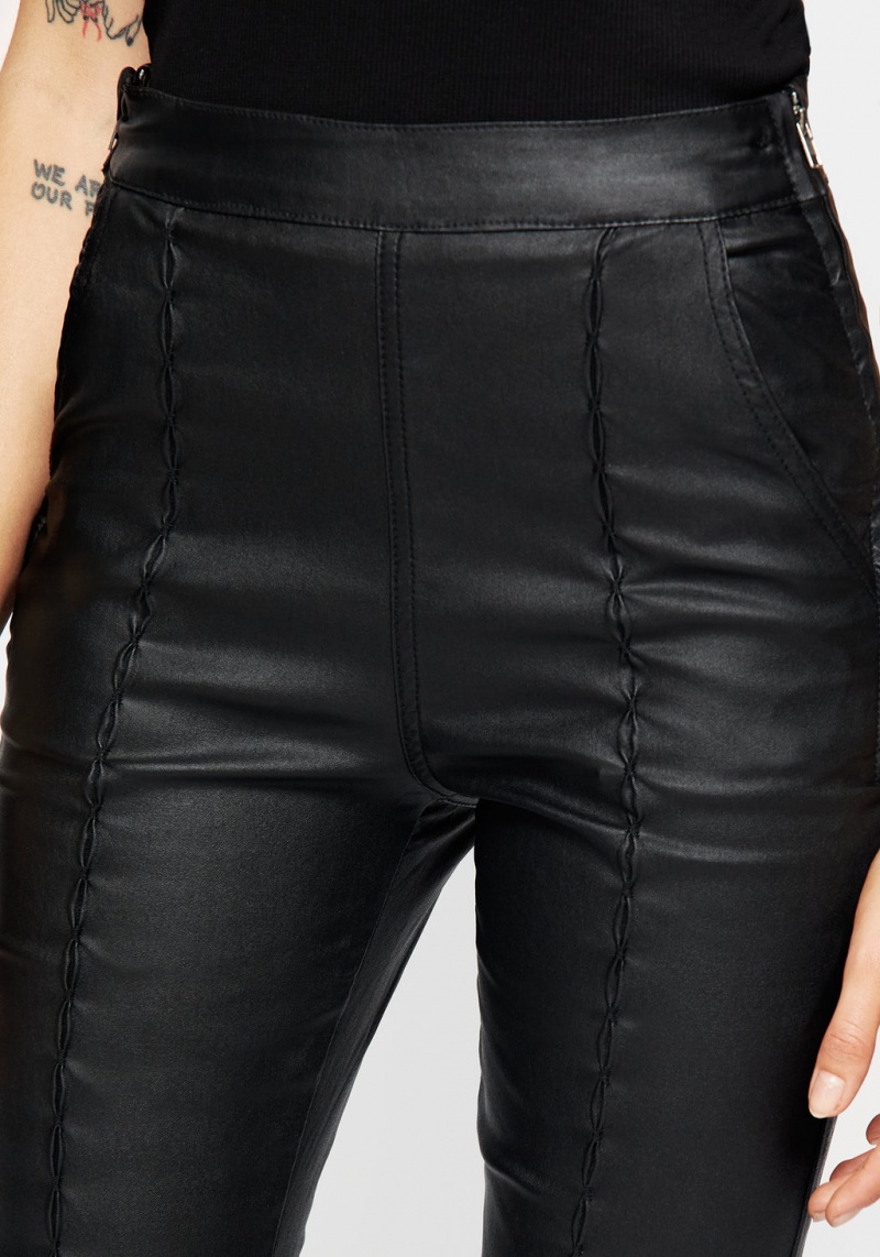 Disturbia Bane Læder Flare Pant | AM8649157