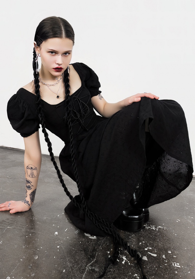 Disturbia Litha Krajkové Up Broderie Midi Šaty | RY8426093