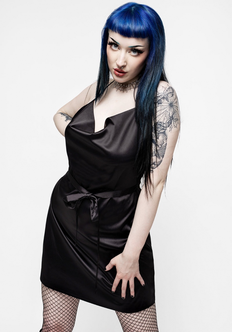 Disturbia Medeina Cowl Neck Belted Satin Mini Šaty - Midnight Black | TA1260579