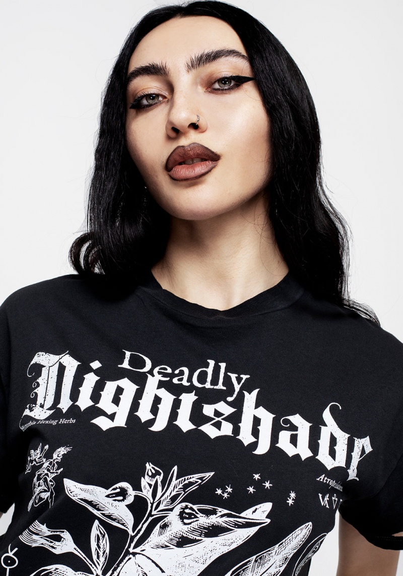 Disturbia Nightshade Distressed T-shirt | ZC1897425