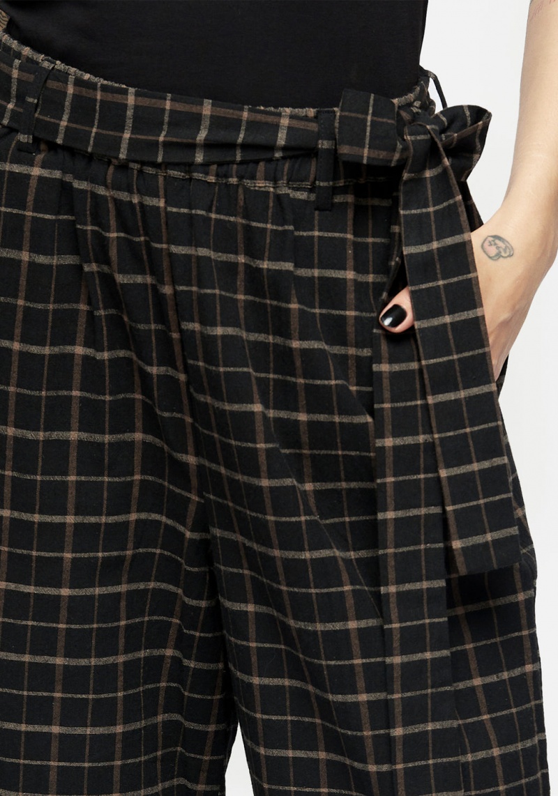 Disturbia Ransom Tie Pasem Check Trousers | IO8723045