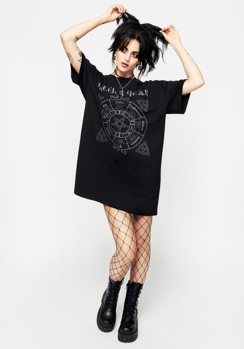 Disturbia Sabbat Grafická Tee Šaty | LC9746518